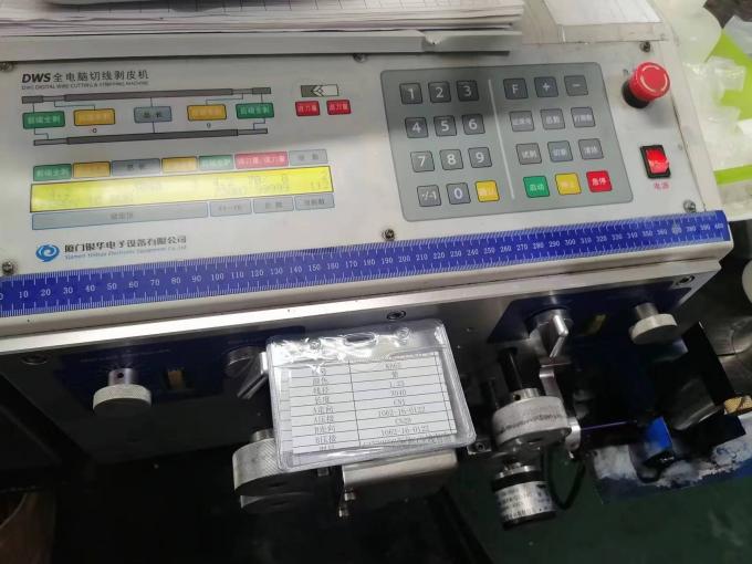 デジタル ワイヤー切断及び除去機械