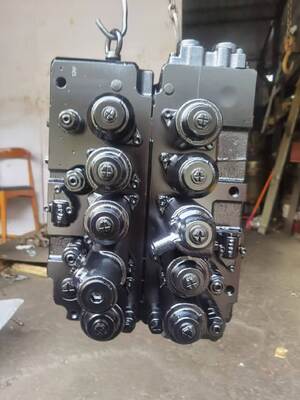 LC30V00041F2 SK350LC-9 用油圧メインコントロールバルブ